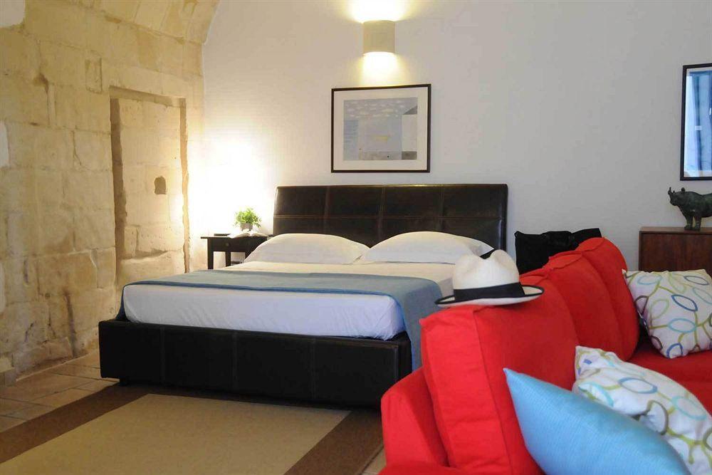 Sacre Bleu Apartments Lecce Eksteriør billede