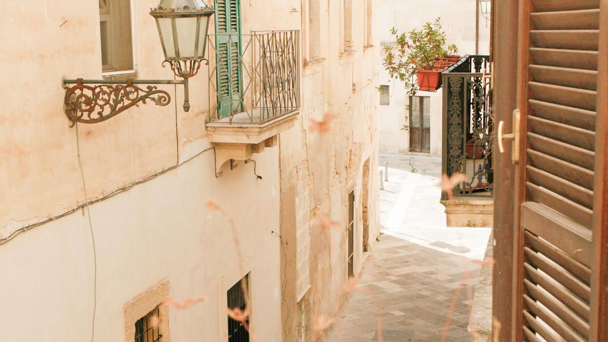 Sacre Bleu Apartments Lecce Eksteriør billede